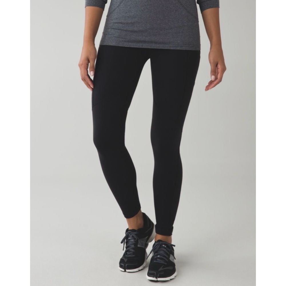 Lululemon Toasty Tech Tight II Black / Dramatic Static White Black 8 - Picture 2 of 10